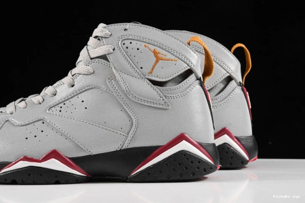 Jordan Reflective Cardinal BV6281-006 Air 7 0814